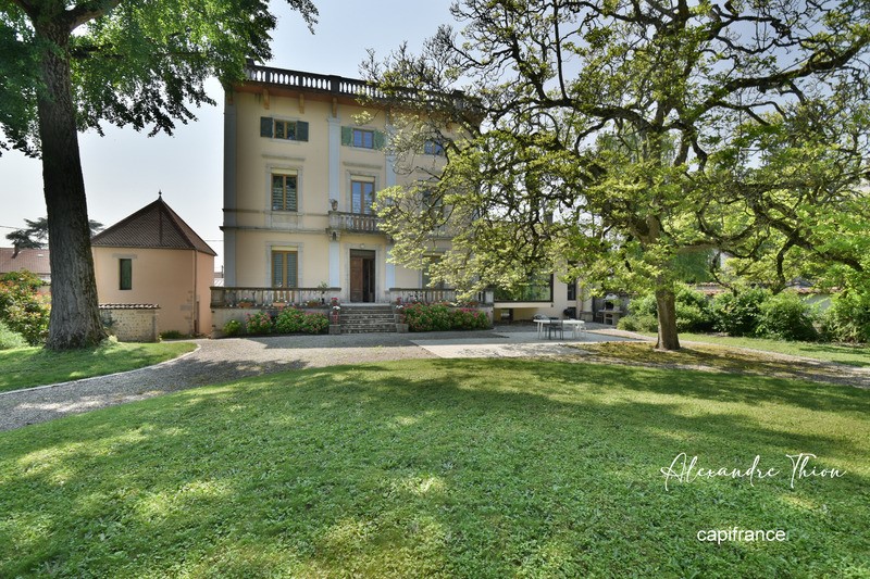 Maison contemporaine à vendre à Chazey-sur-Ain