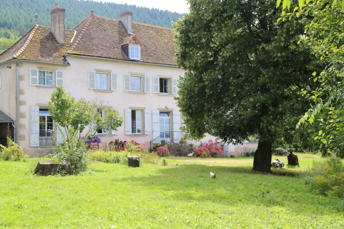 Luxury house for sale in the district Centre Ville