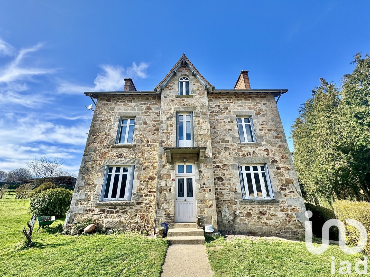 Maison de luxe à vendre à Château-Chervix