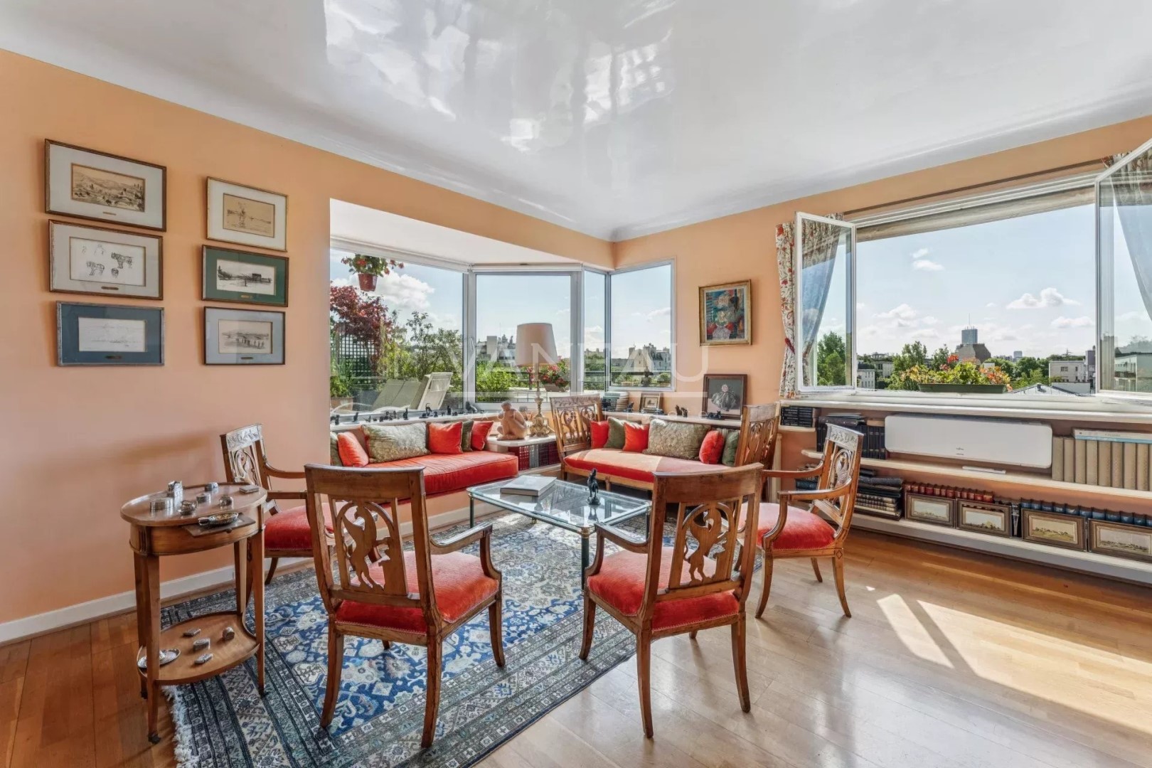 Appartement de luxe à vendre dans le quartier Ile de la Jatte-Parc d'Orléans