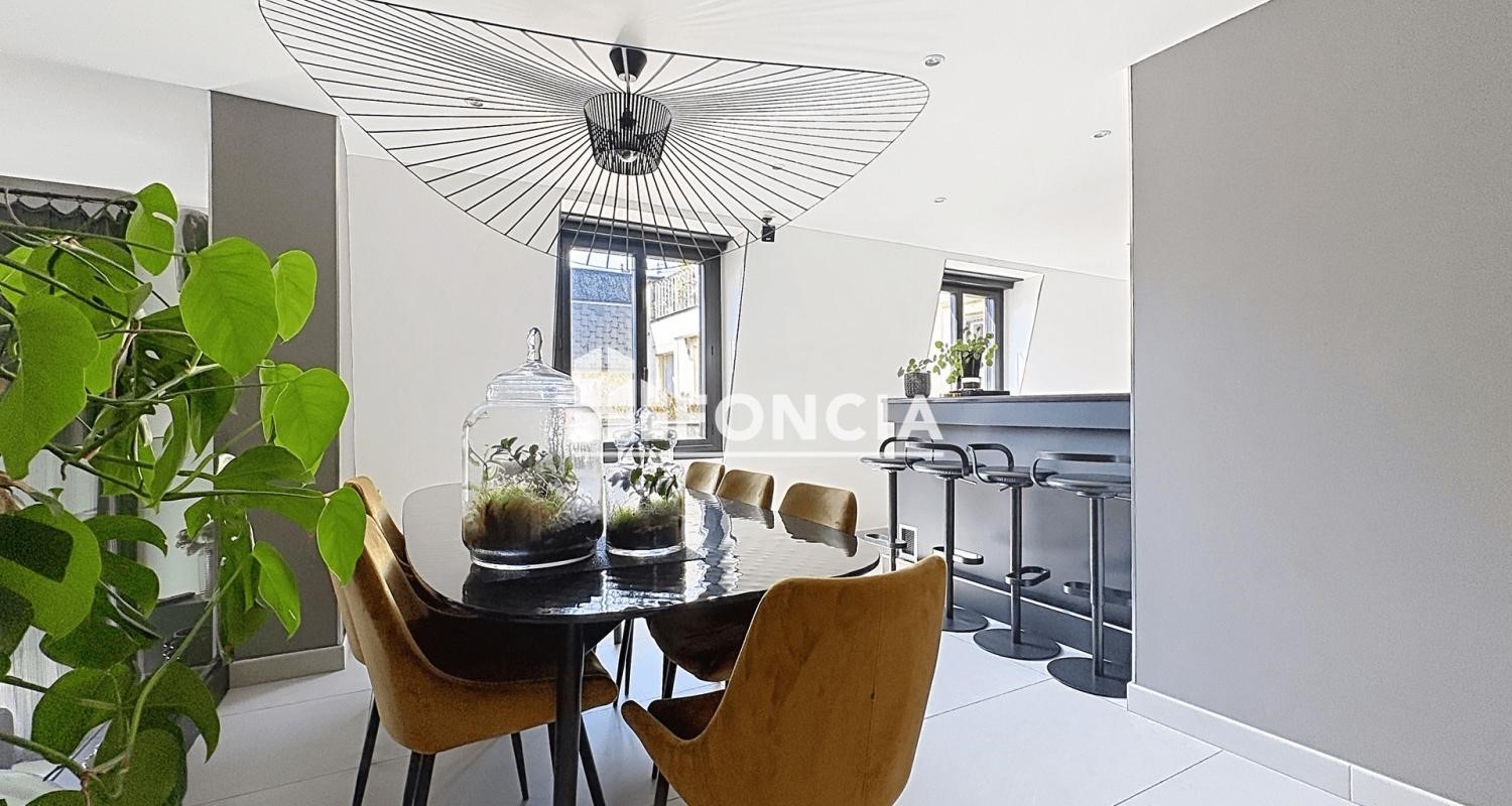 Duplex de luxe à vendre à Caen
