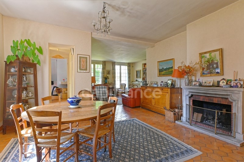 Luxury house for sale in the district Chateau