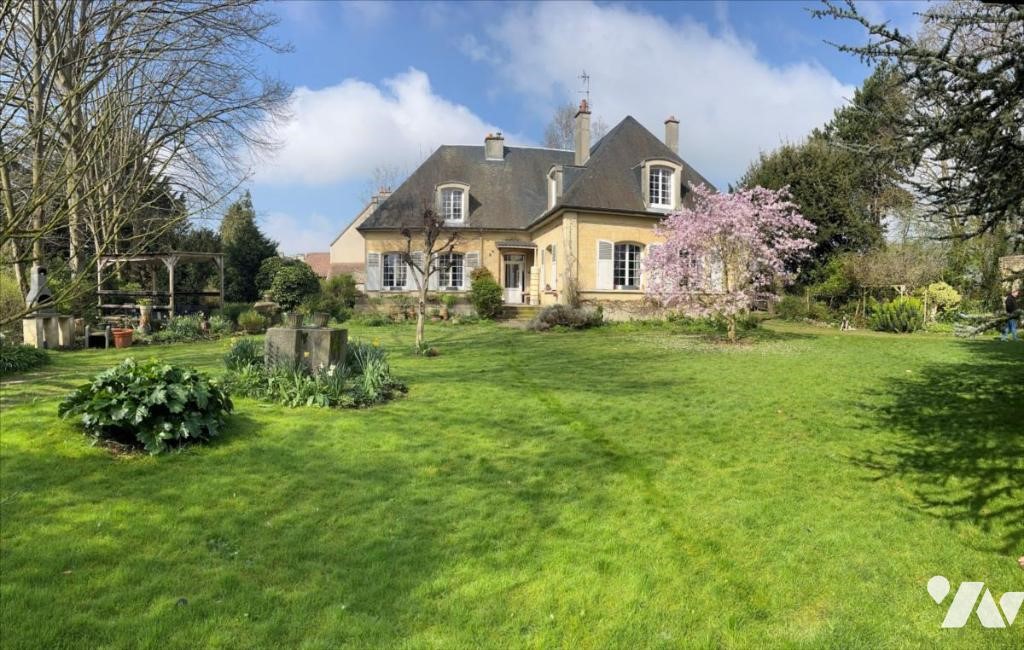 Luxury house for sale in Épron