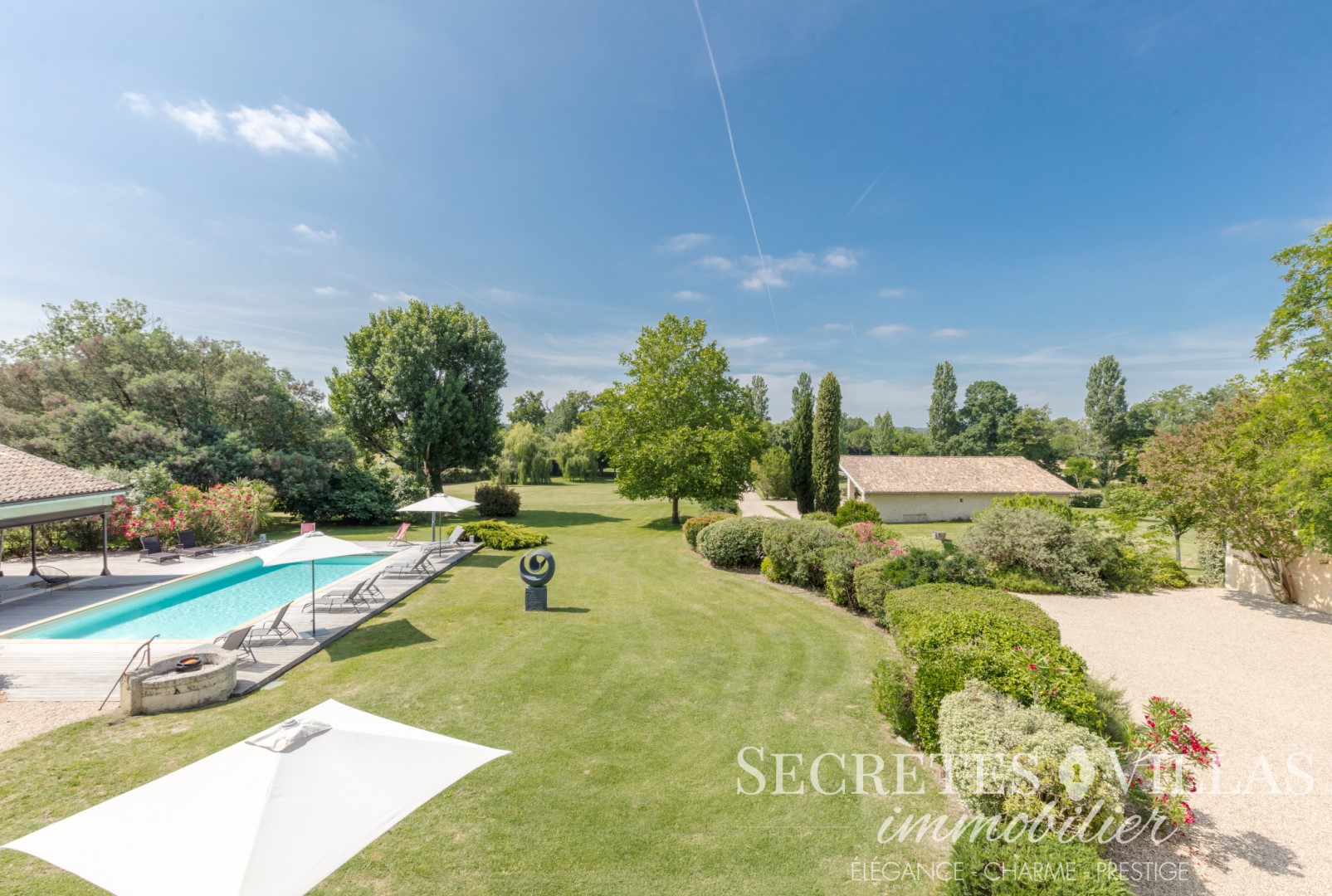 Luxe stadswoning te koop in Cézac