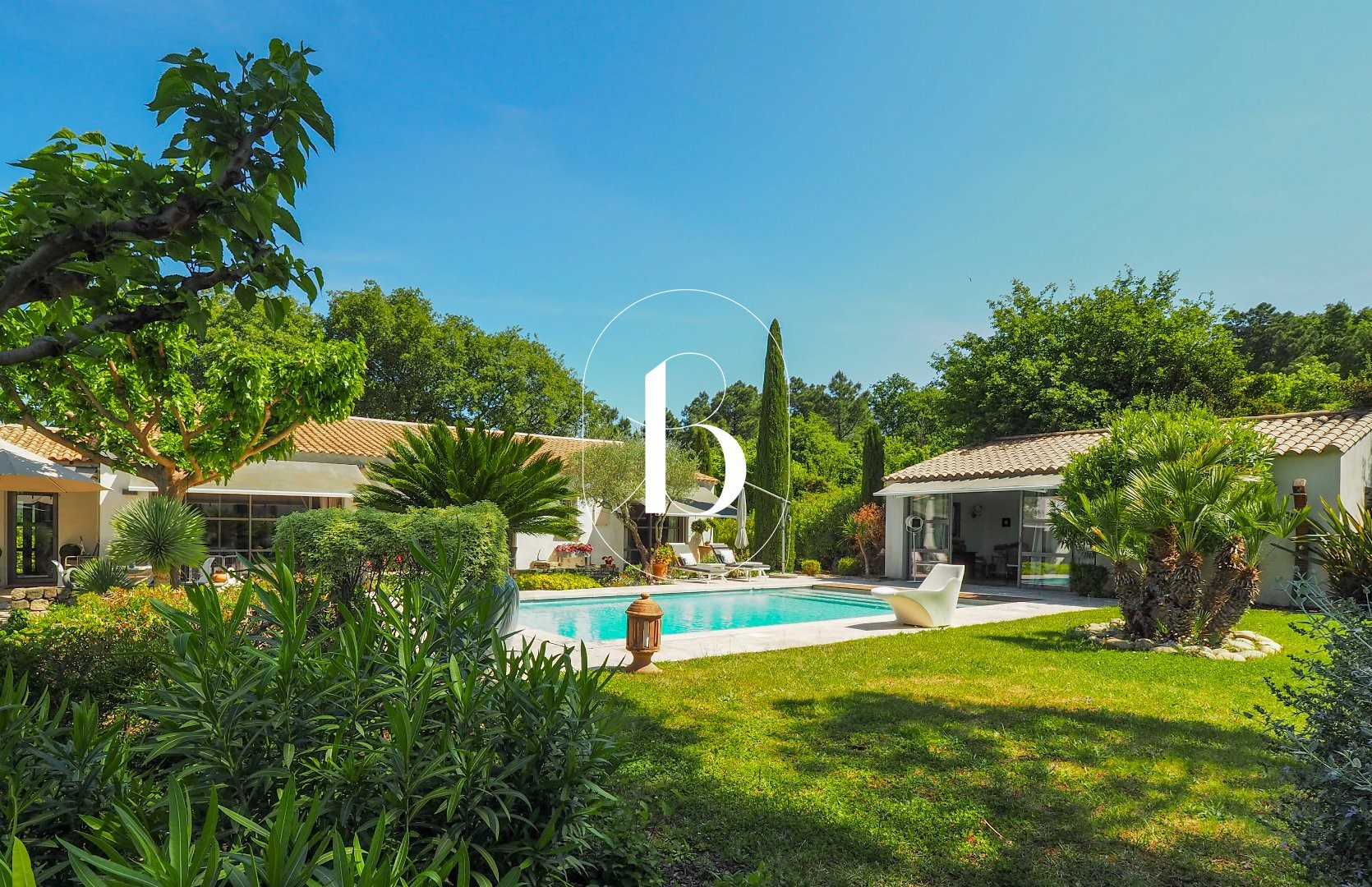 Maison contemporaine à vendre à Uzès