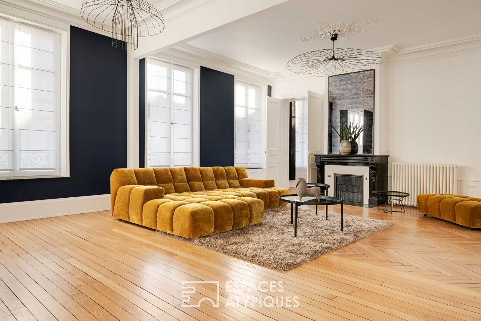 luxury duplex for sale in the district Centre Ville-Charles III