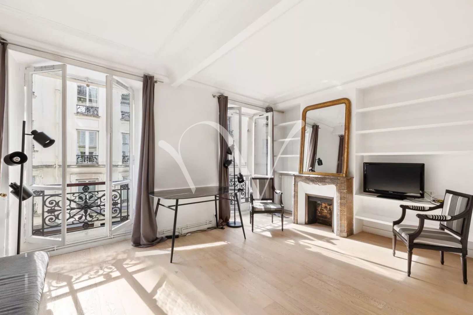 Luxury apartment for sale in the district Saint Placide
