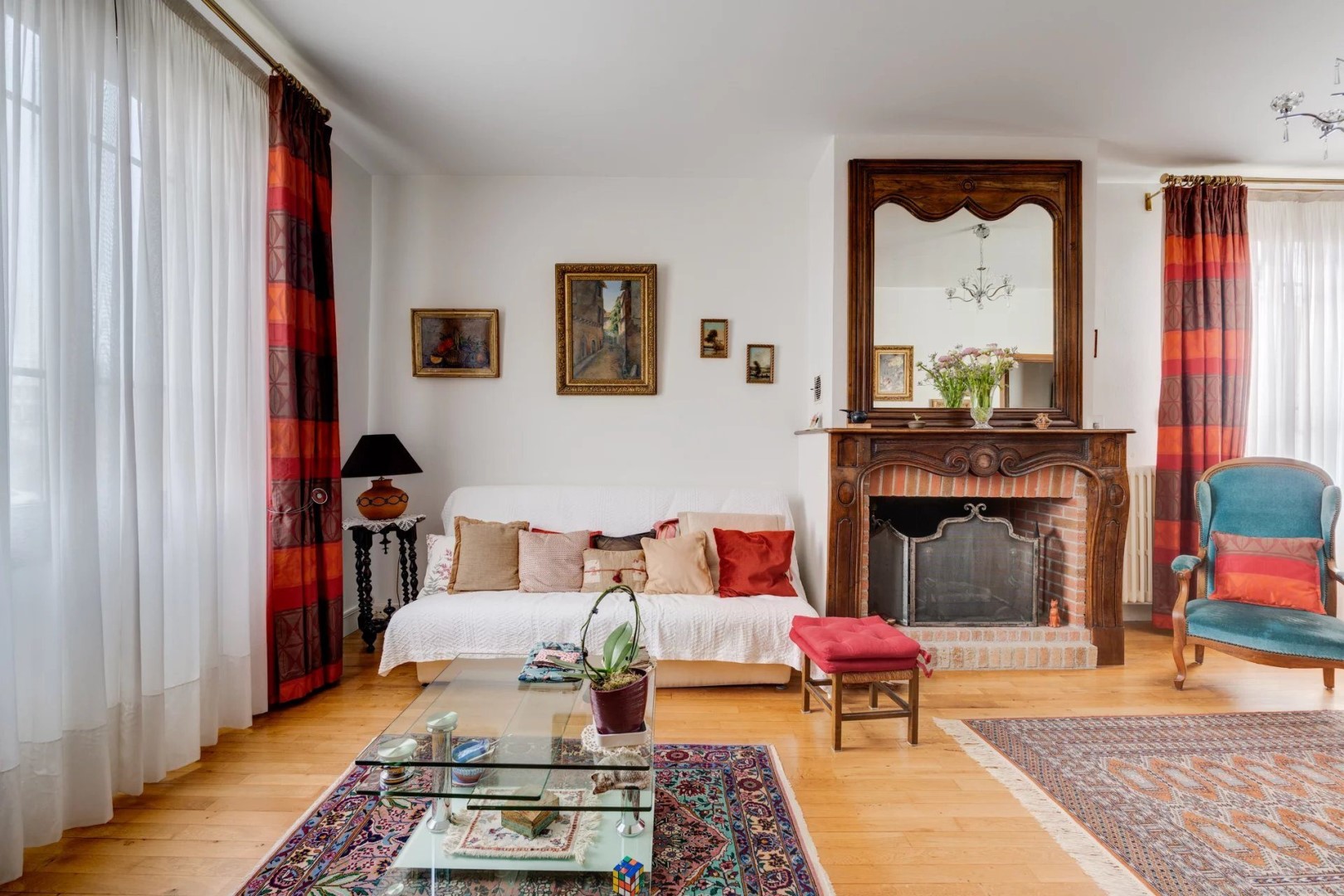 Old house for sale in the district Pont des Demoiselles-Montaudran-La Terrasse
