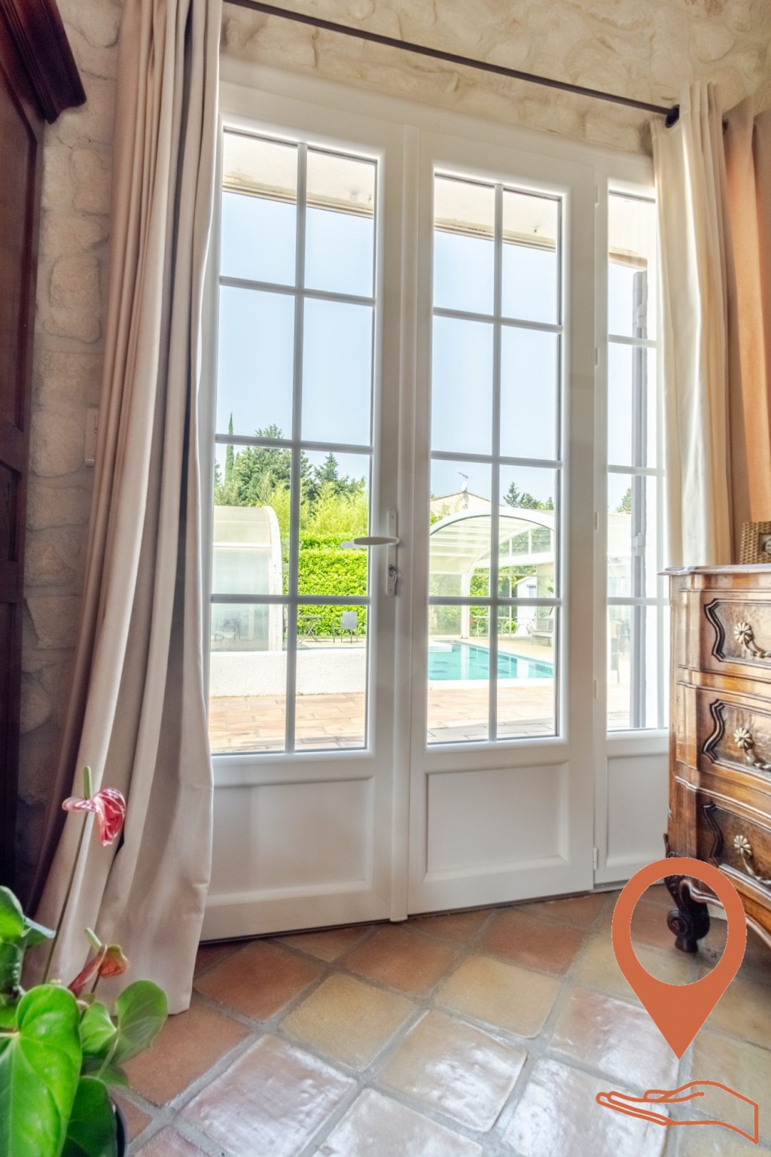 Luxury villa for sale in the district La Grenouillade-Les Minimes