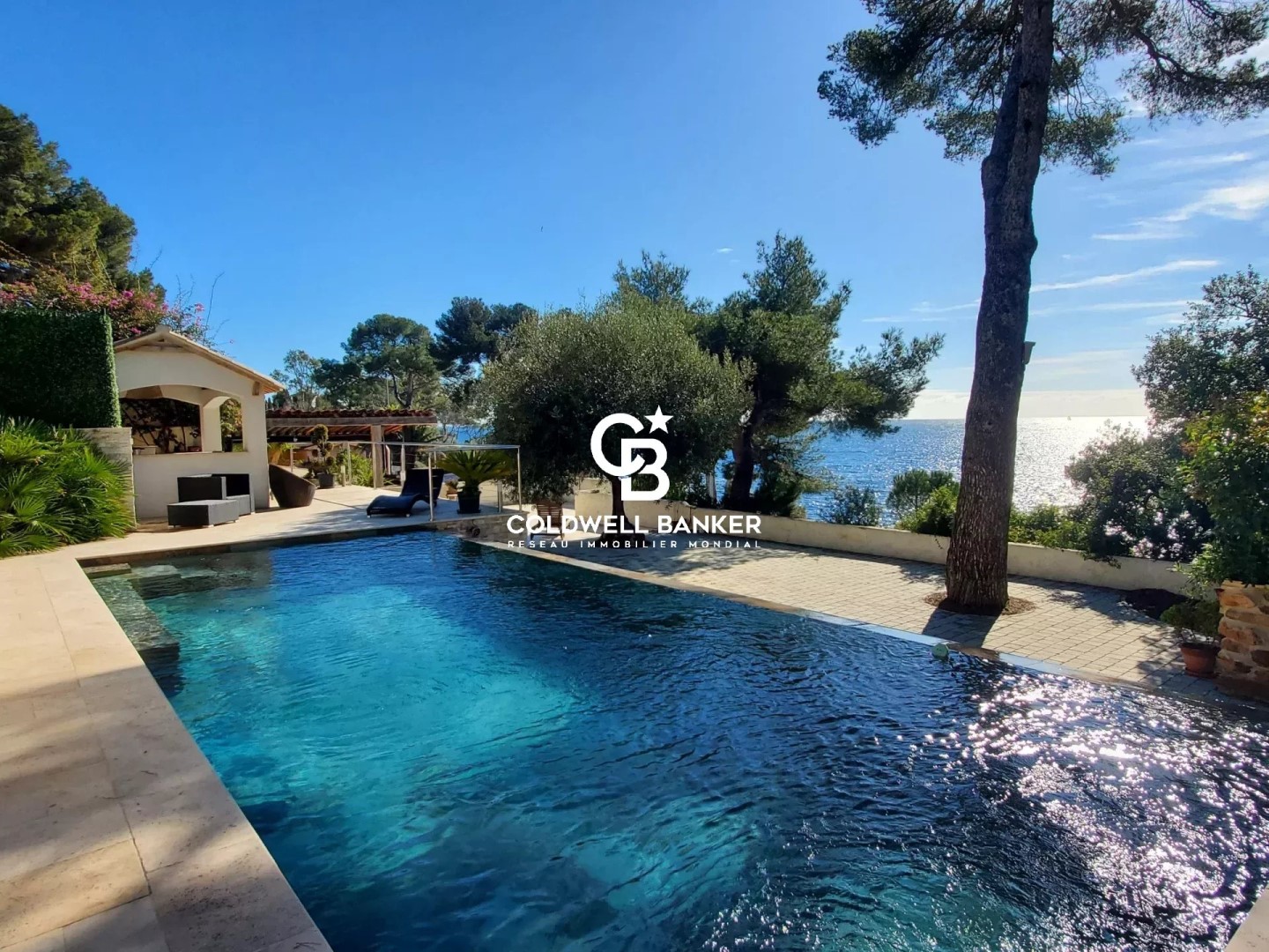 Luxury house for sale in the district Aiguebonne