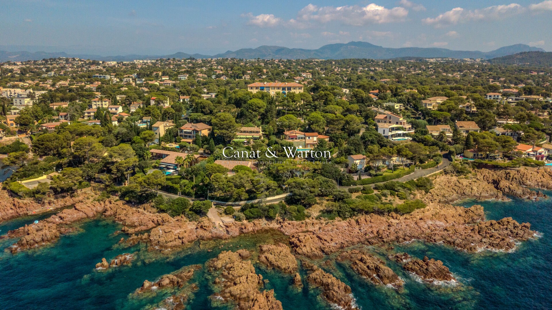 Appartement de luxe à vendre dans le quartier Plateau Notre Dame Sud-Bord de mer-Beaurivage