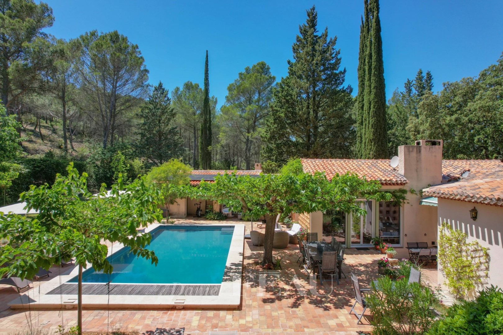Maison de luxe à vendre au Le Tholonet