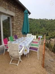 terrasse avec barbecue