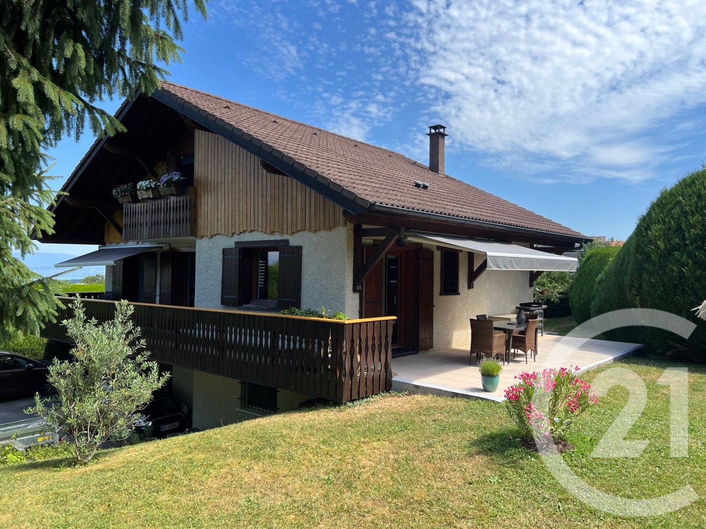 Luxury house for sale in Fessy