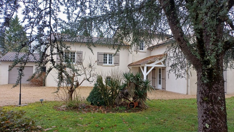 Contemporary house for sale in Plazac