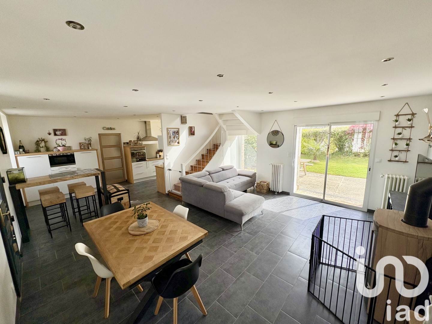 Luxury house for sale in Plouvien