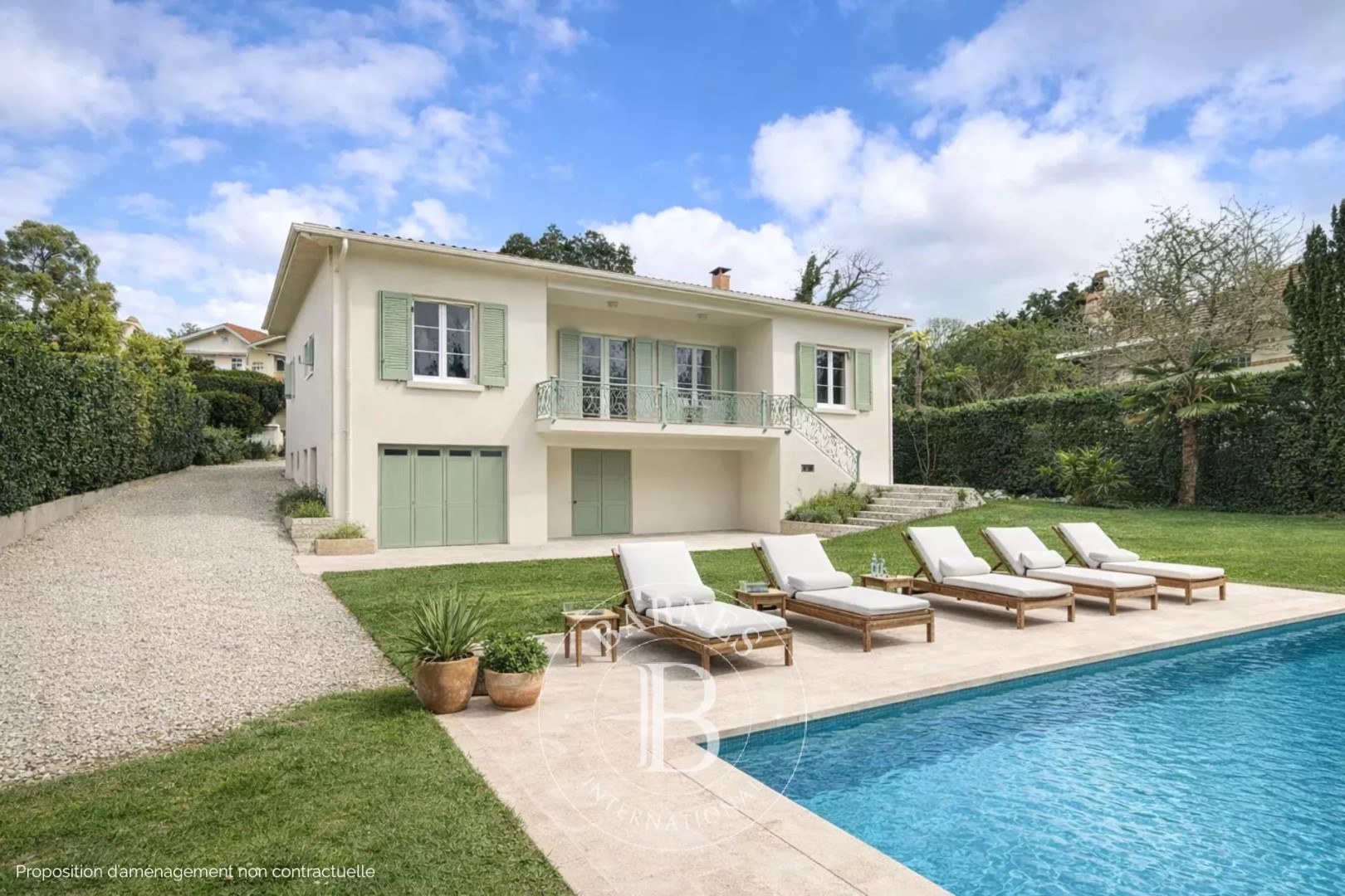 Luxury house for sale in the district Pereire-Ville-d'Hiver