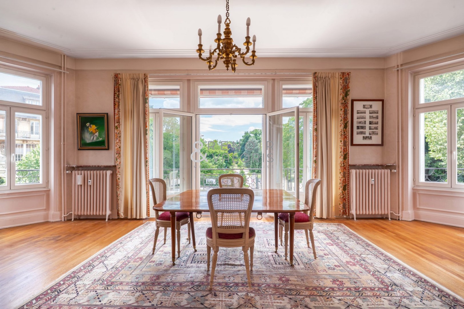 luxury duplex for sale in the district Mon Désert-Jeanne d'Arc