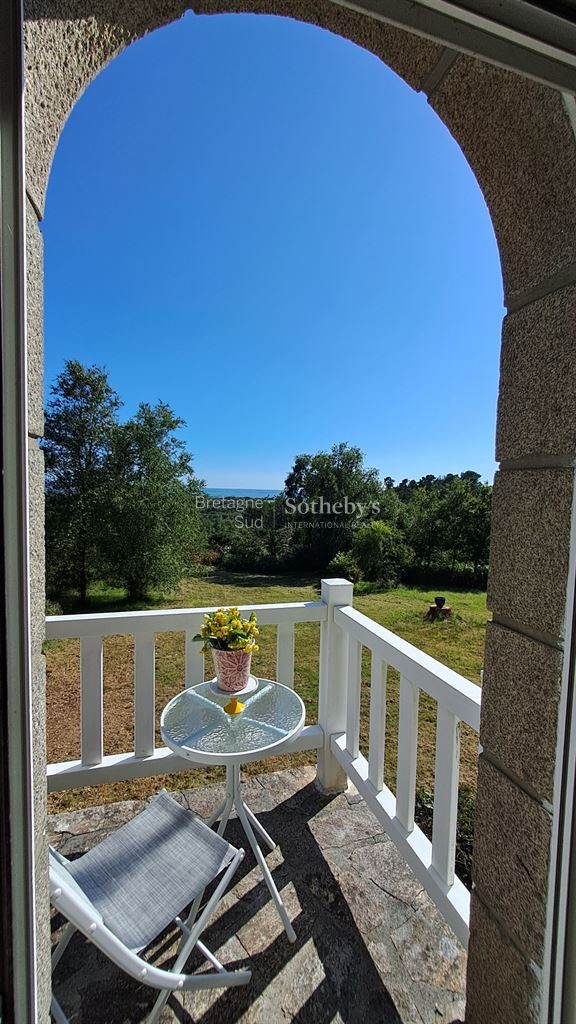 Maison de luxe à vendre à Plomodiern