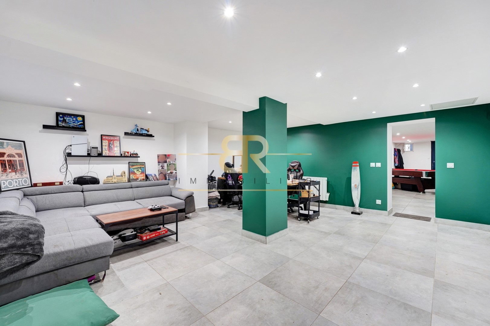 Luxury house for sale in the district Esselieres