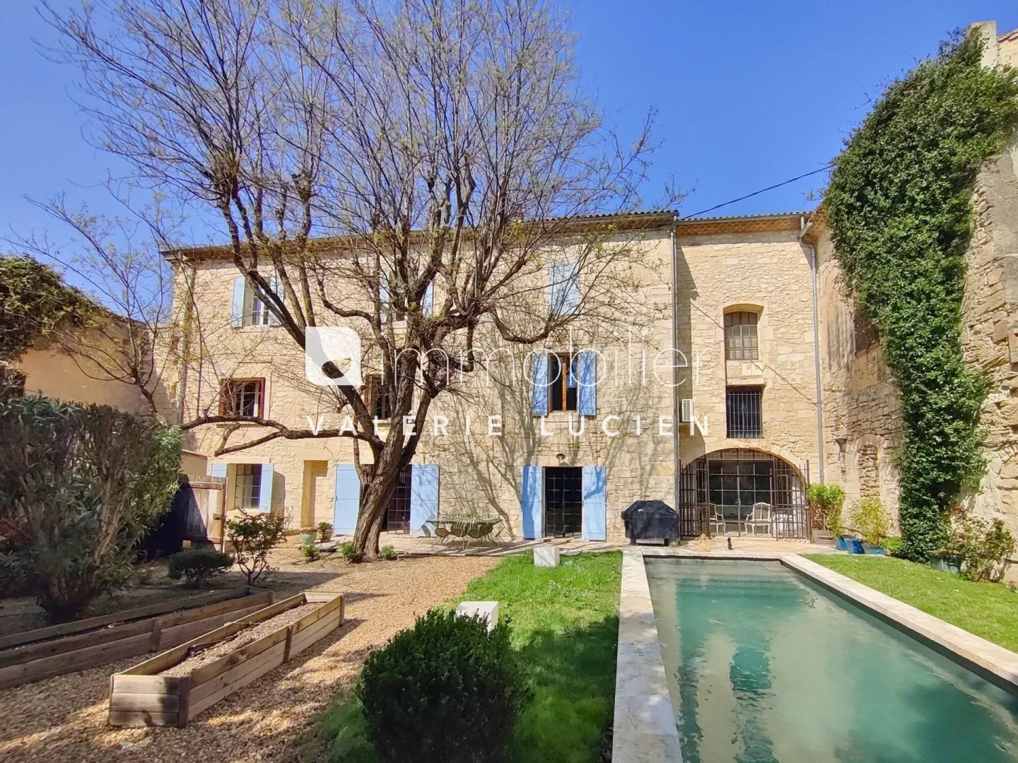 Private mansion for sale in the district Partie Nord Est