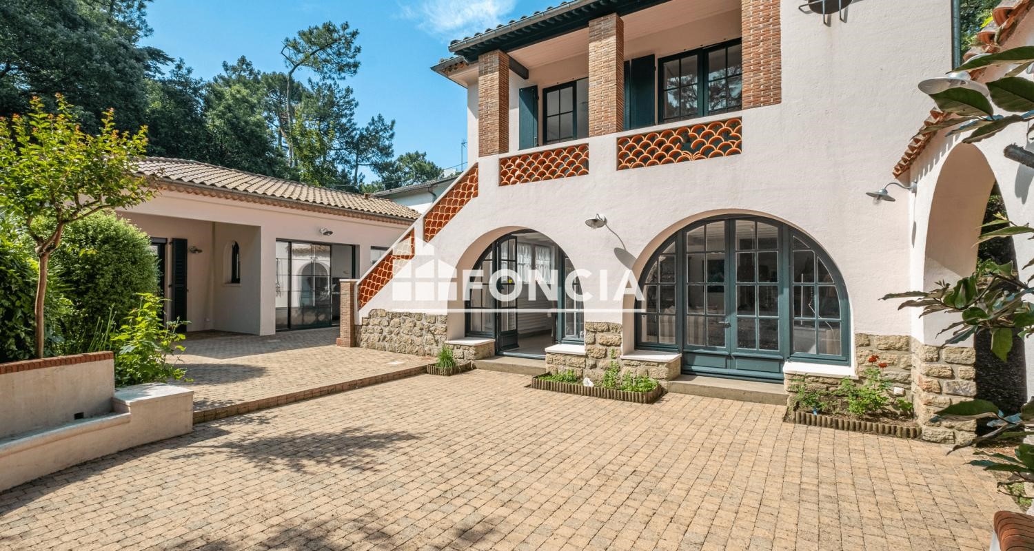 Villa de luxe à vendre dans le quartier La Baule les Pins