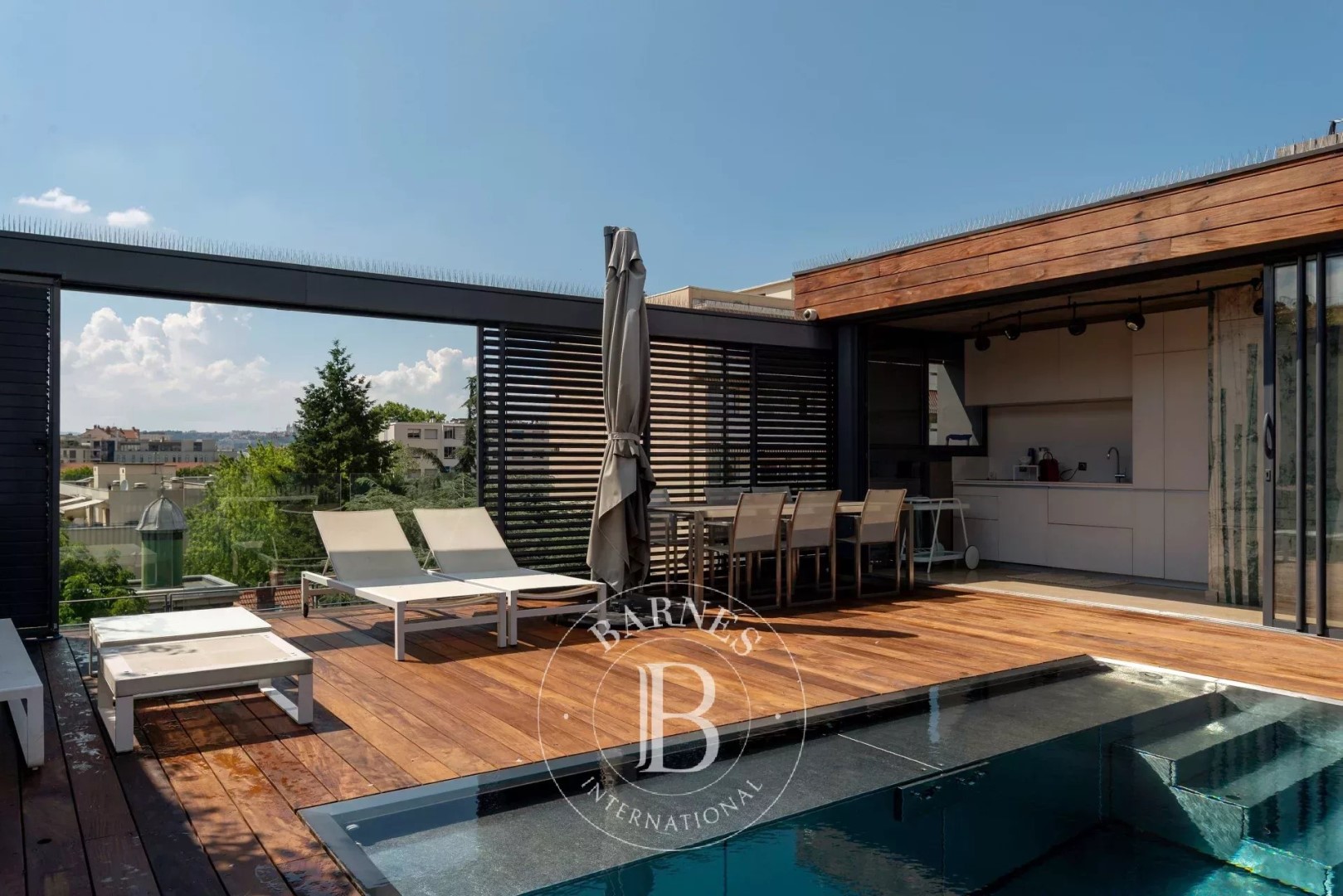 Town house for sale in the district Sans Souci-Dauphiné