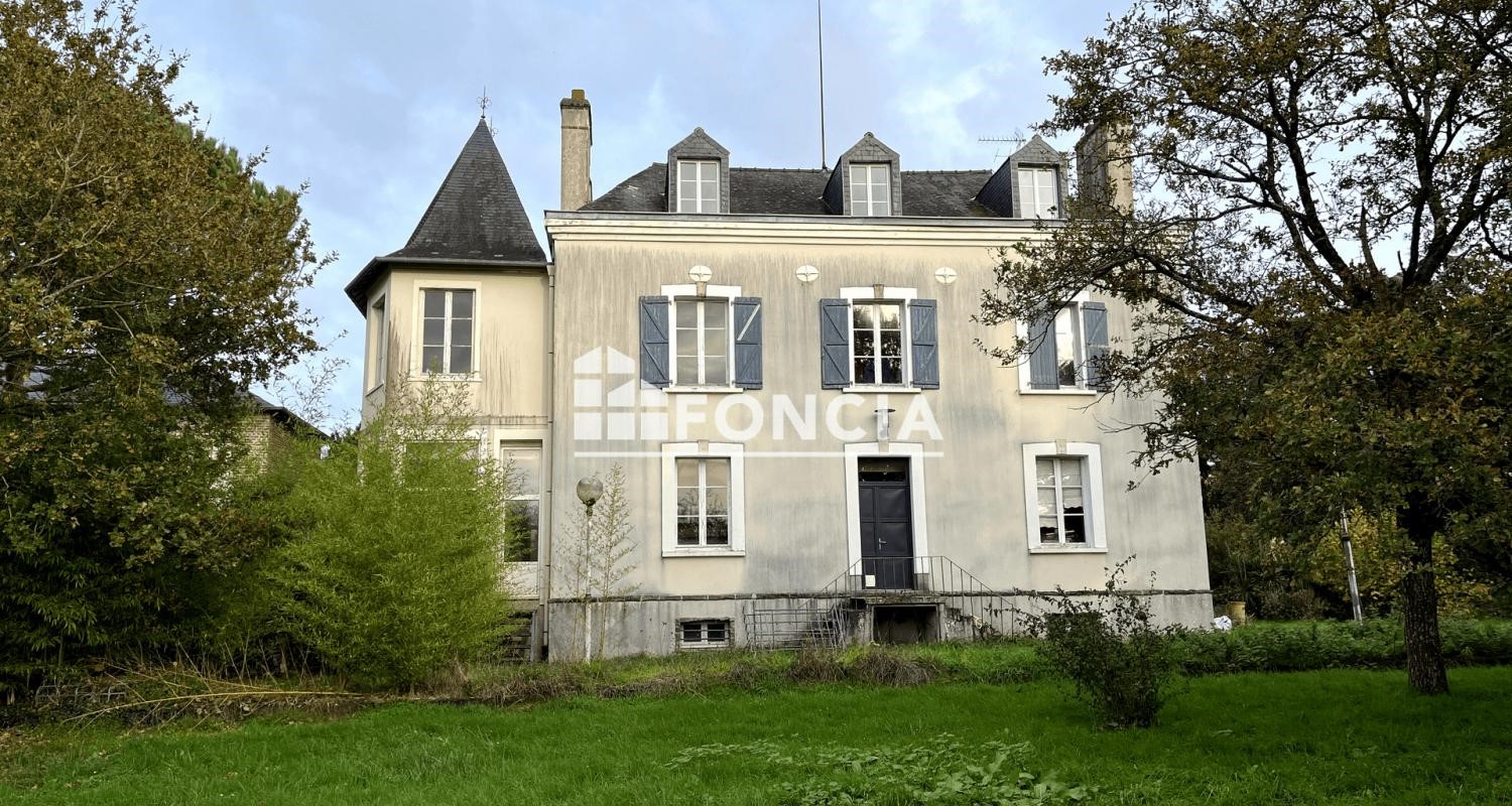 Manor house for sale in Pont-Péan