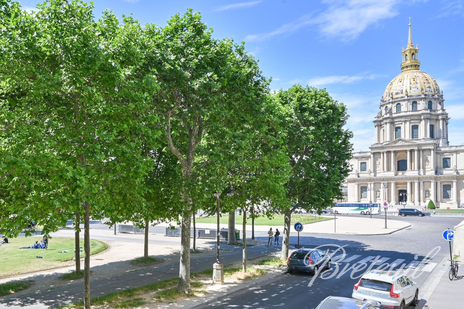 Appartement de luxe à vendre dans le quartier Ecole Militaire