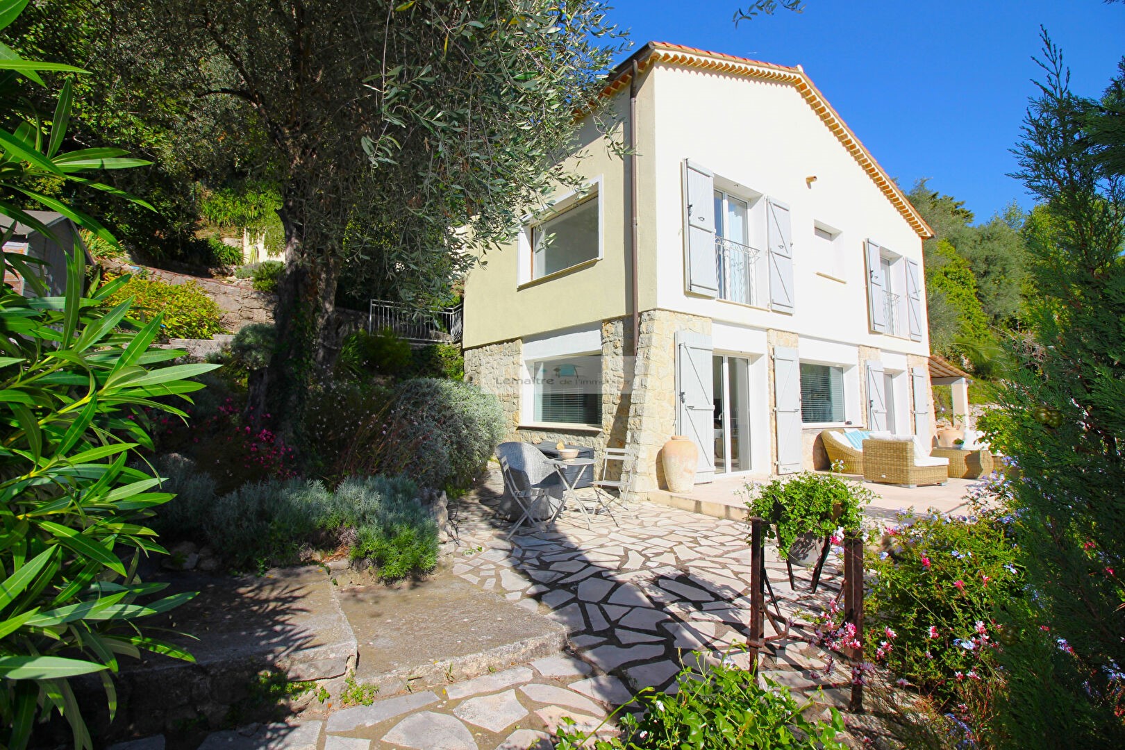 Luxury villa for sale in Cabris