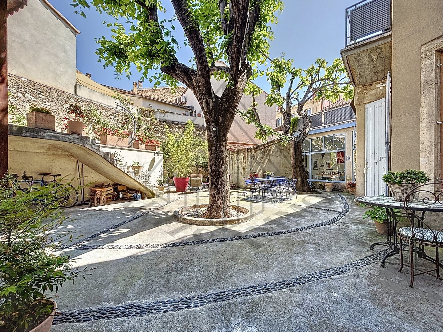 Luxe appartement te koop in Beaux Arts