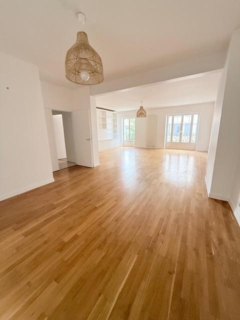 Luxury apartment to rent in Paris 7ème