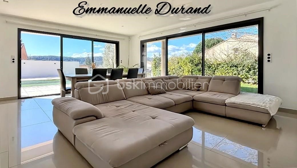 Villa de luxe à vendre dans le quartier Centre