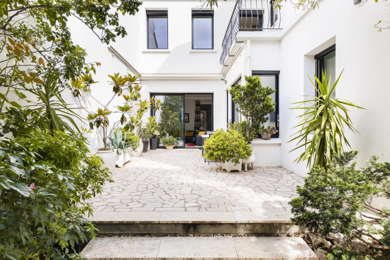 Villa de luxe à vendre dans le quartier Amidonniers-Caffarelli