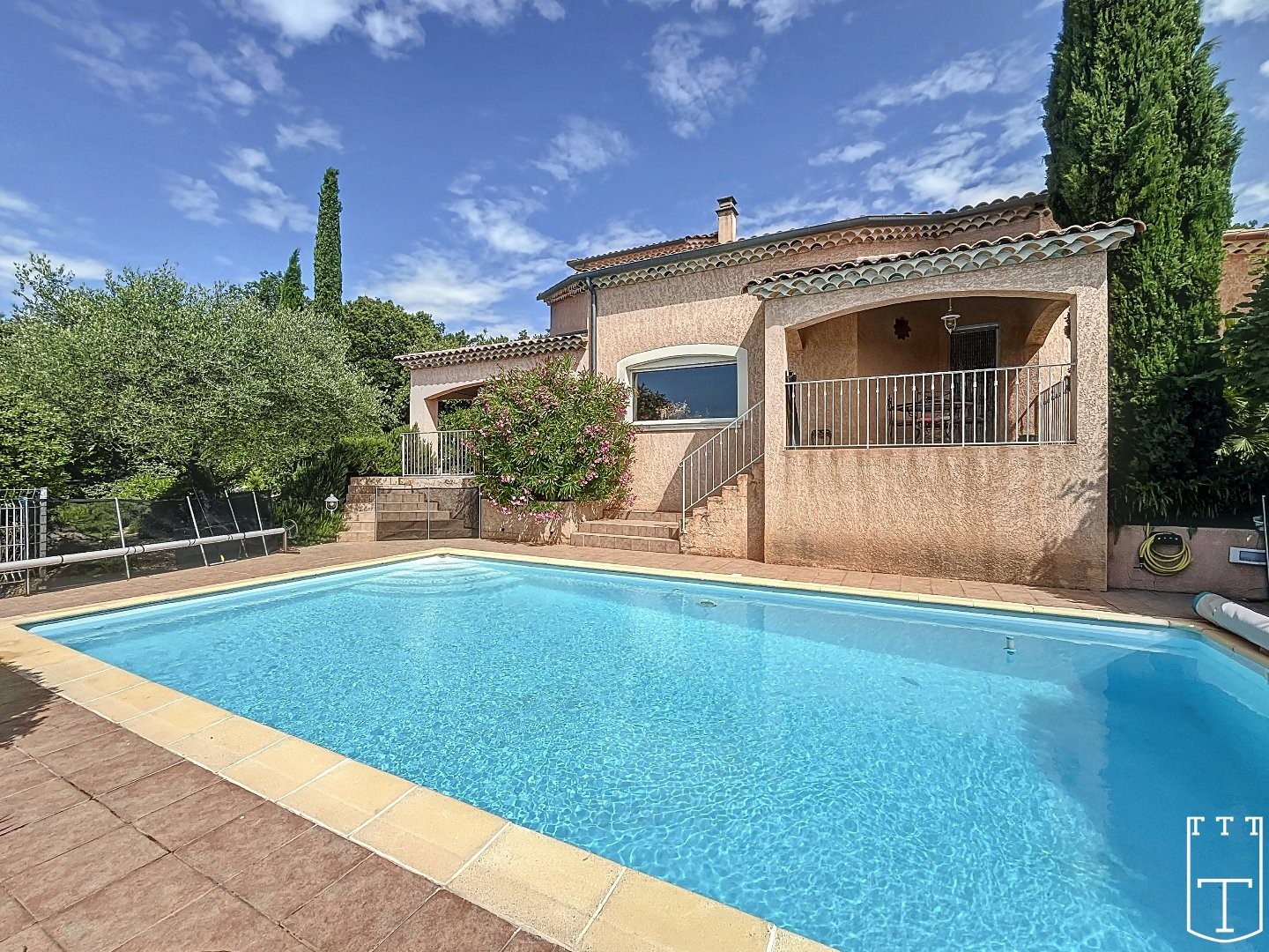 Luxury villa for sale in Ruoms