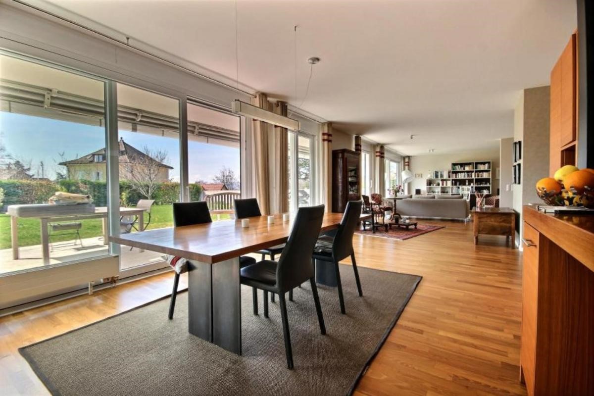 Luxe appartement te koop in Centre