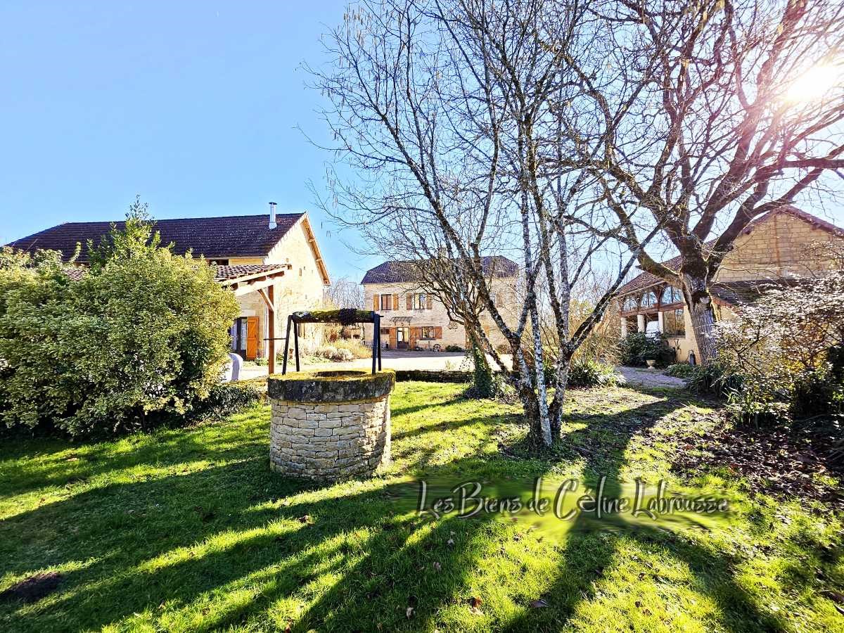 Maison de luxe à vendre à la La Chapelle-Aubareil