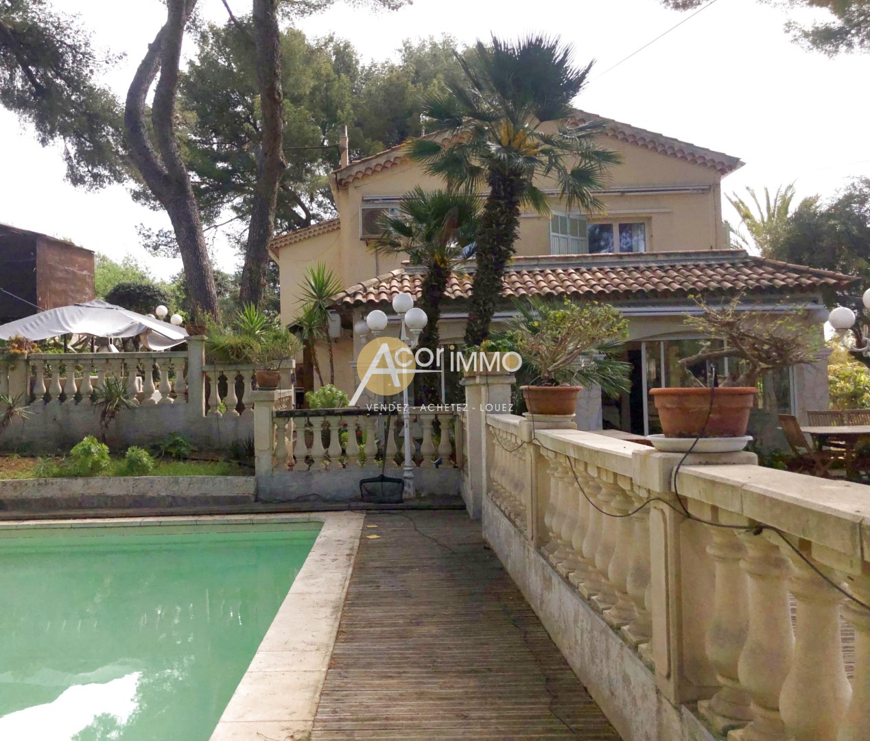 Luxury house for sale in Bandol