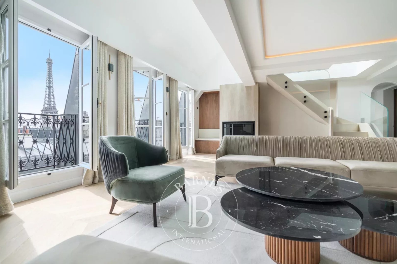 Luxury apartment for rent in the district Chaillot