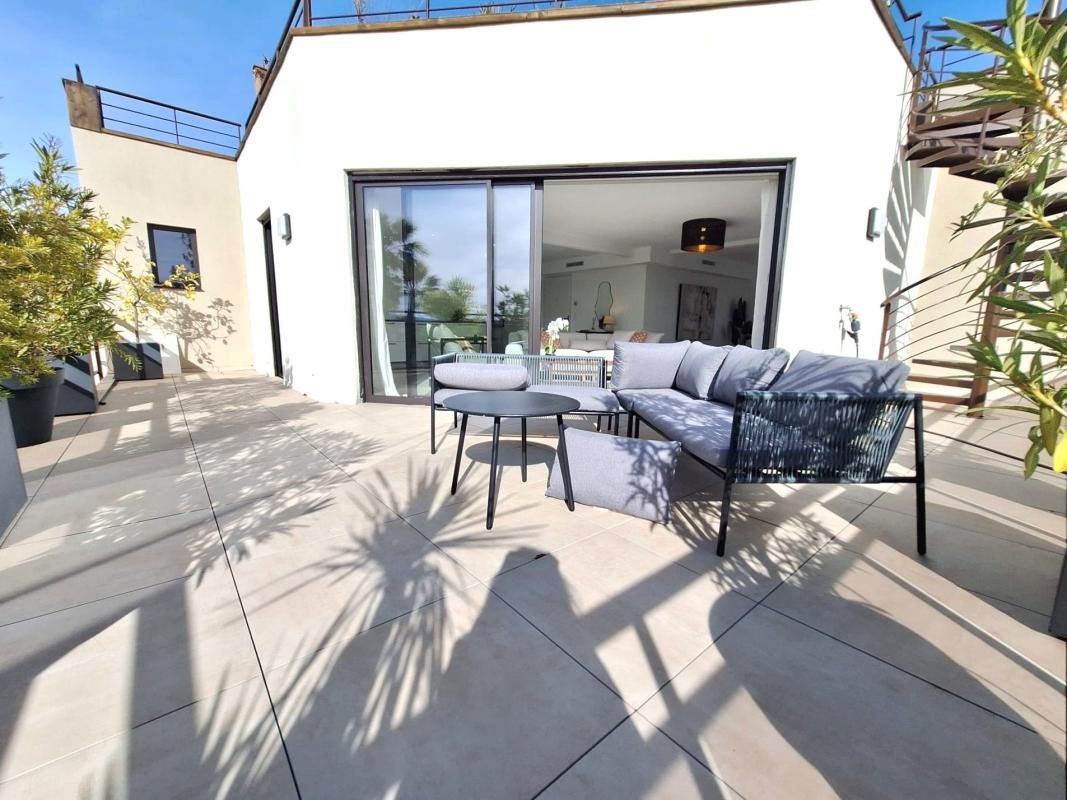 Luxe appartement te koop in Les Galinieres