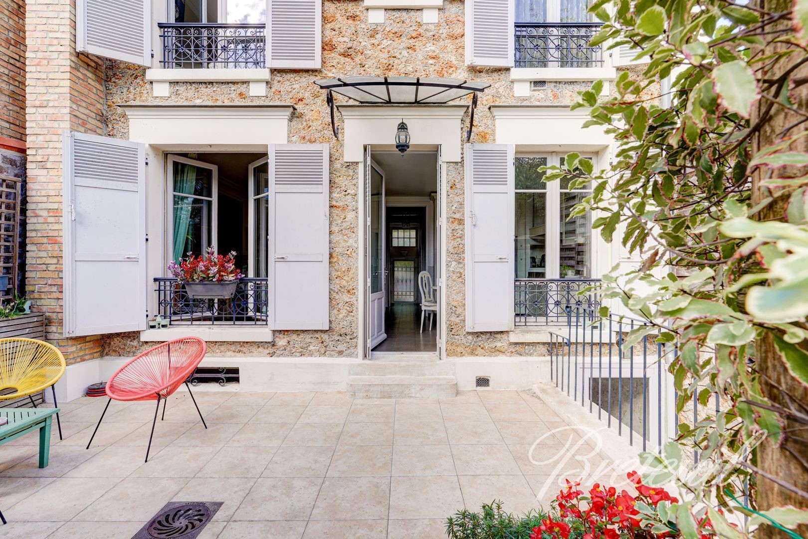 maison en pierre à vendre dans le quartier Notre Dame