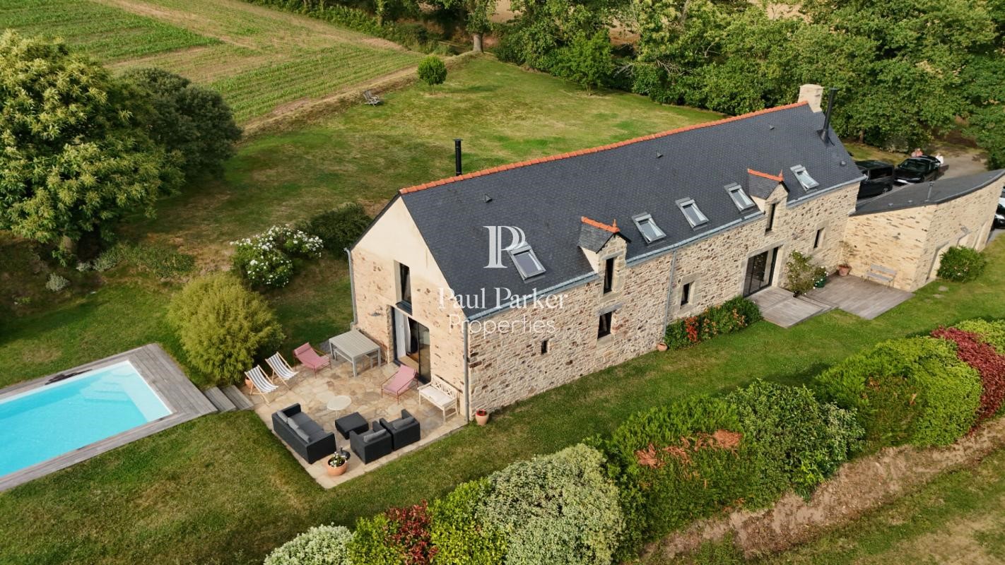 Luxury house for sale in Béganne