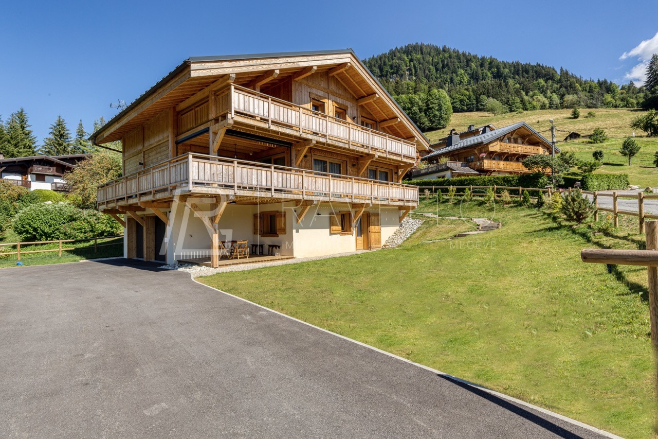 Annonce : vente chalet de luxe Praz-sur-Arly - 5 chambres - 8 pièces ...