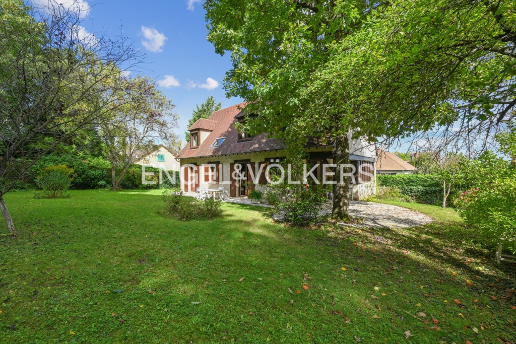 Maison de luxe à vendre dans le quartier Buzenval
