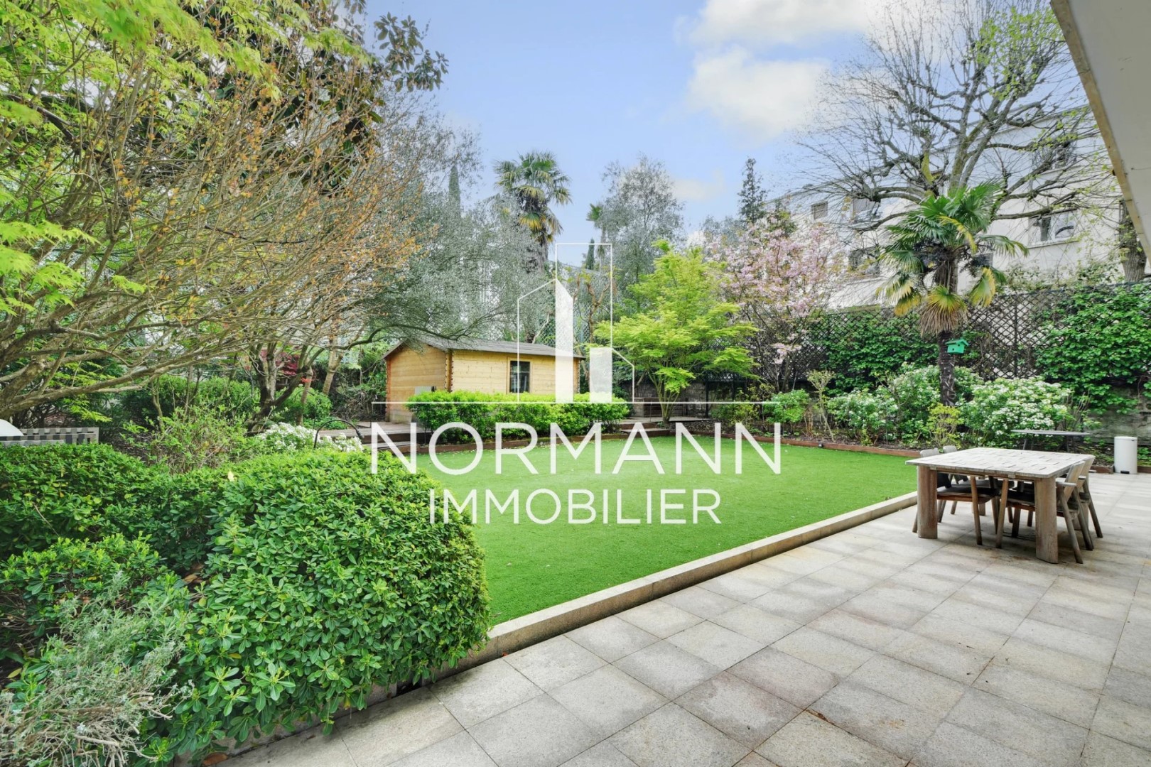 Appartement de luxe à vendre dans le quartier Saint James-Général Koenig