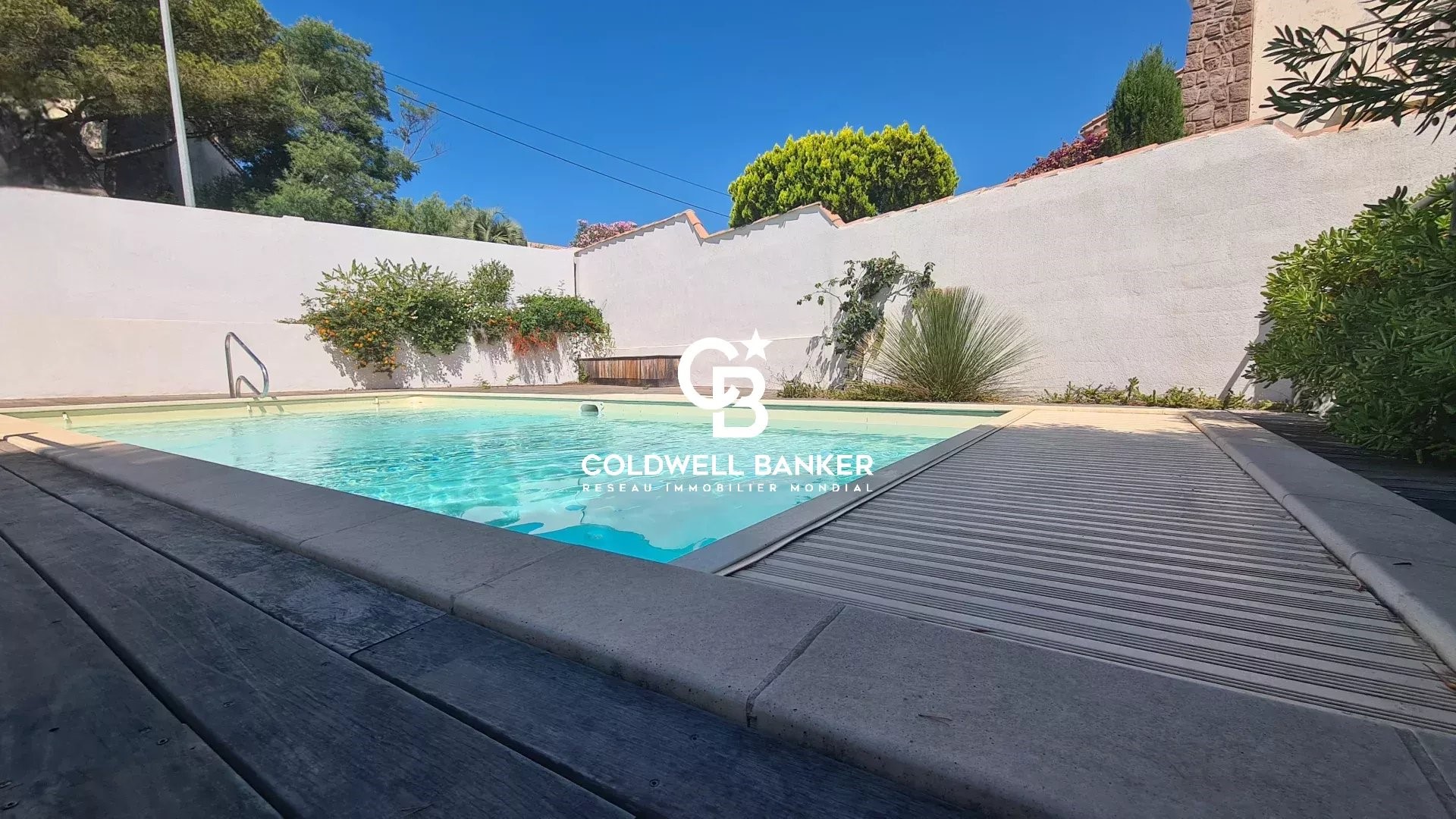 Luxury apartment for sale in Les Issambres