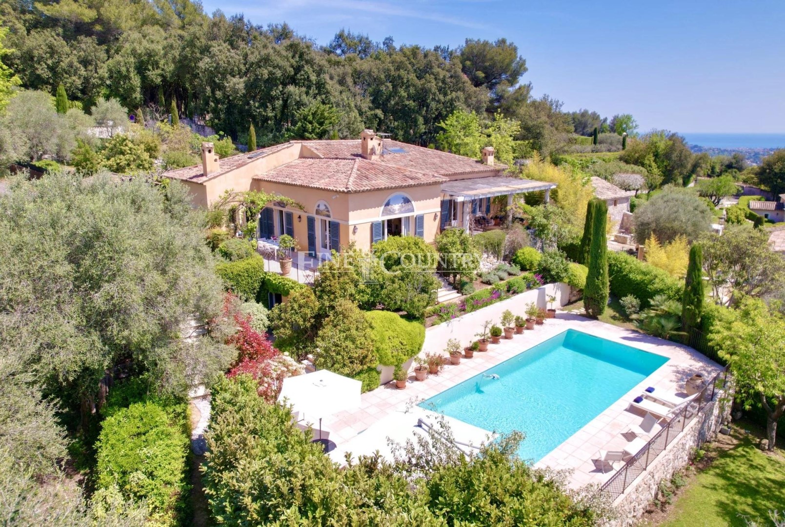 Villas De Luxe Avec Piscine à Vendre En France - Lux Residence