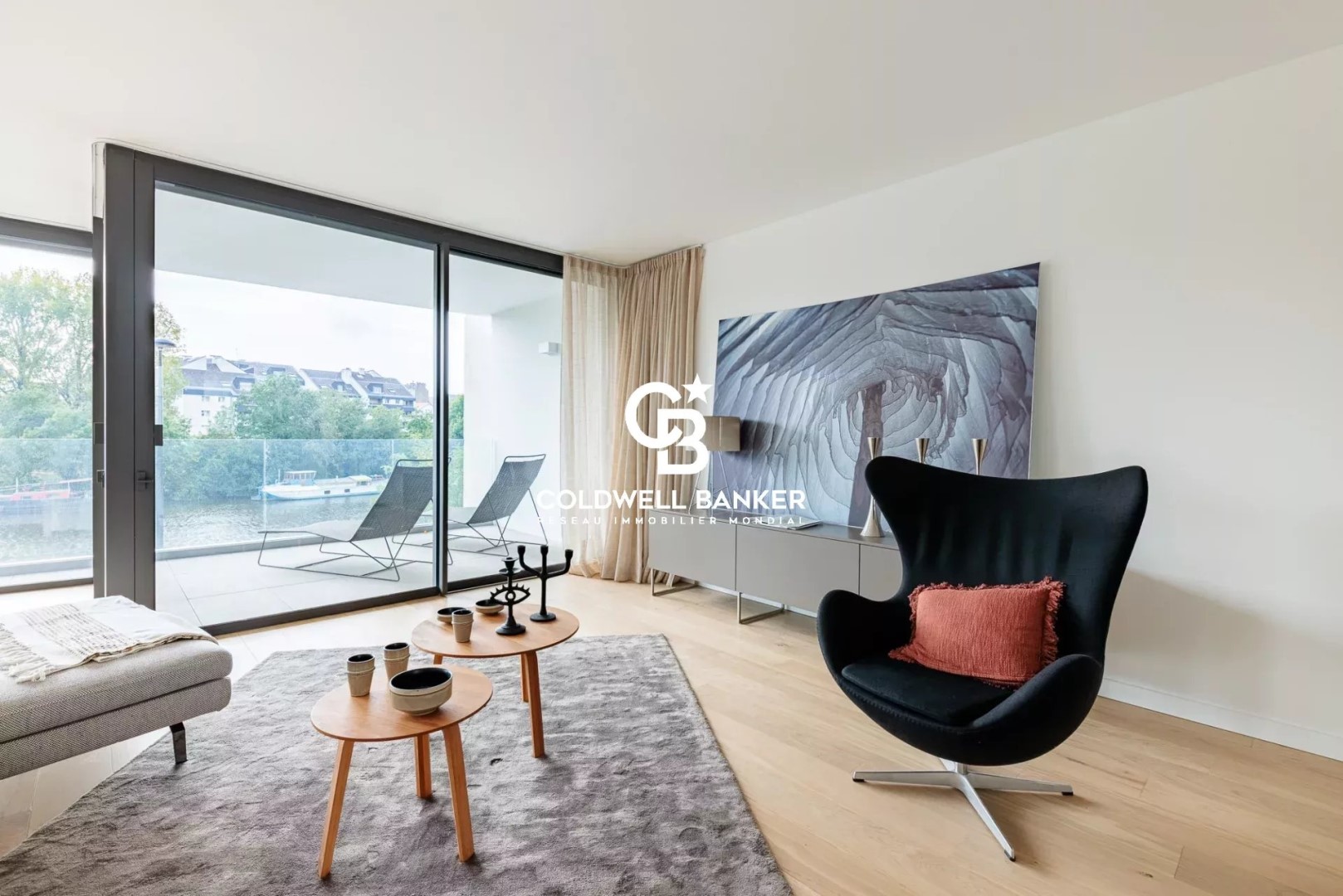 Luxury apartment for sale in the district Tortière - Donatien