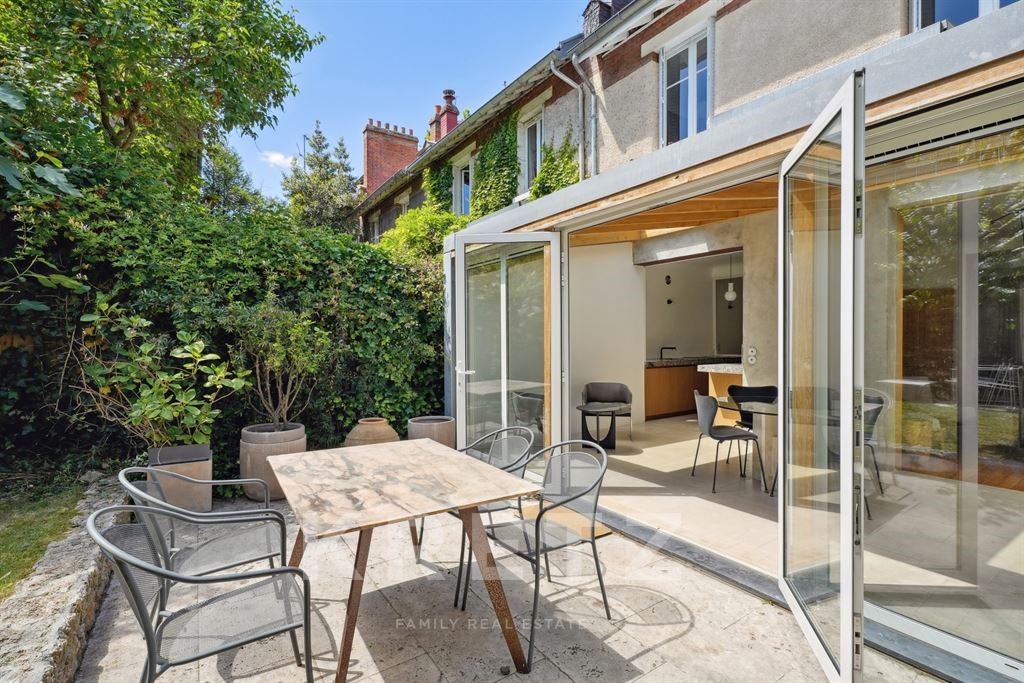 Maison de luxe à vendre dans le quartier Danube-Porte des Lilas