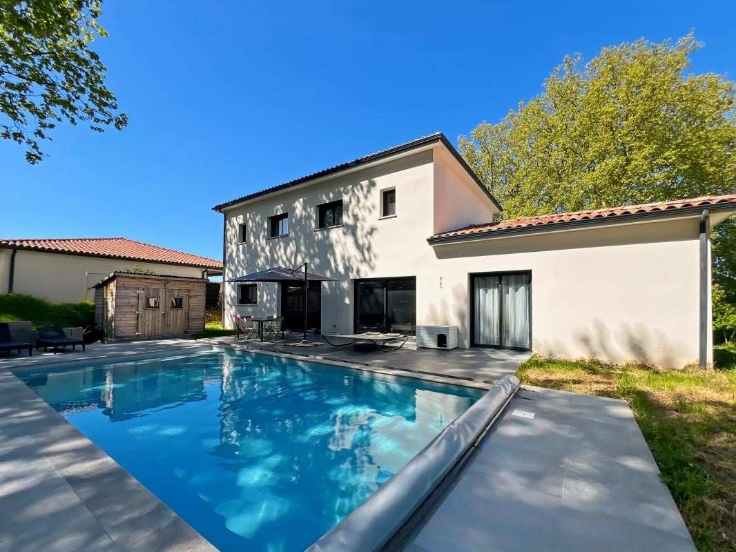 Luxe stadswoning te koop in Lanta